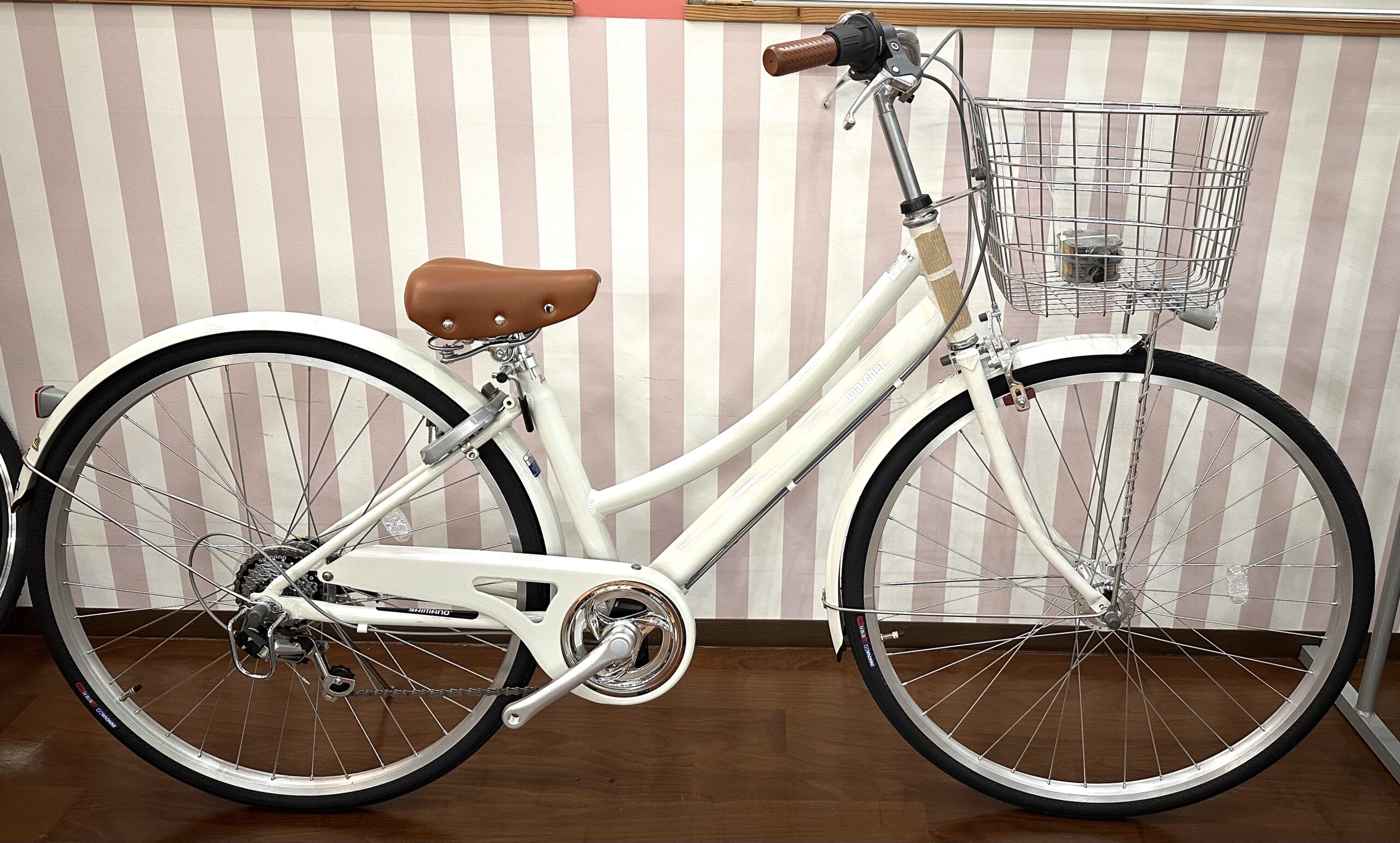 新中学1年生さんから選ばれています!🌸またぎやすい低床アルミフレーム×3年間の盗難保証付で人気の1台【サカモト】マルシェ266/276